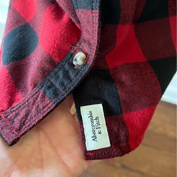 ABERCROMBIE RED and BLACK PLAID SHIRT - Picture 8 of 10